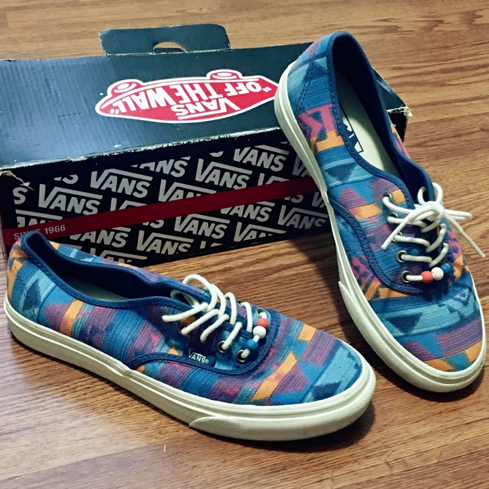 NWT VANS Authentic Slim Blue Ensign Marsh Low Tops